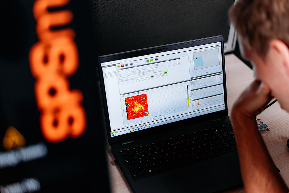 User-Friendly and Advanced Operating Software