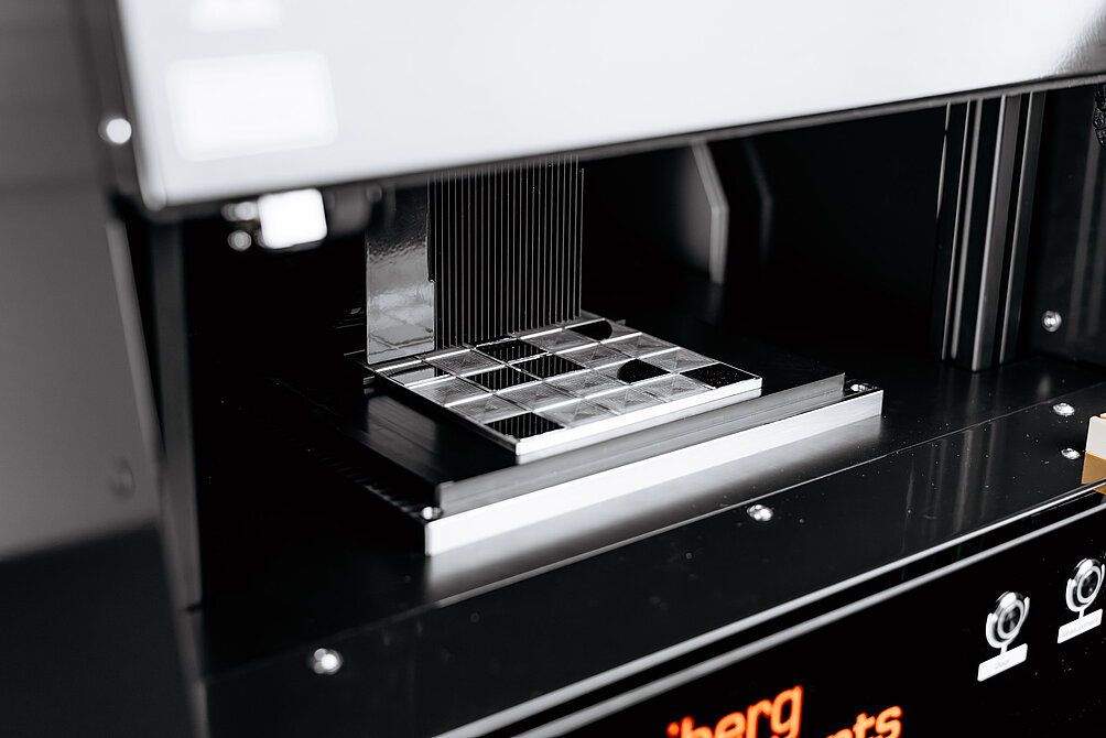 Up to 25 samples can be automatically mapped